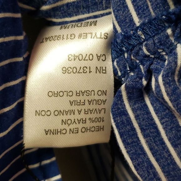 NWOT ๐๐Paper Crane Striped Blue BLOUSE ๐ TOP - Picture 9 of 11